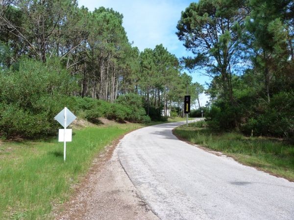 Muy buen terreno en lo mejor del Club del Lago sobre la cancha de golf