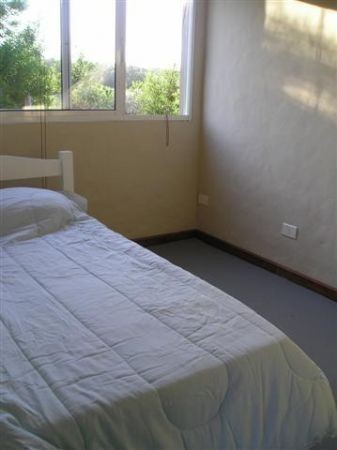 Casa en alquiler, arquitectura moderna con vista al mar sobre altos de Punta Piedras, La Barra