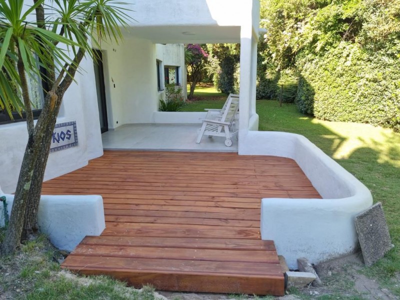 Casa en complejo Mykonos en Solanas 2 dormitorios, 2 baños y piscina del complejo
