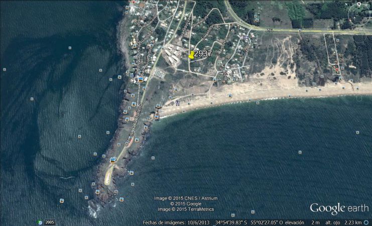 Buena esquina en Las Grutas a solo 200 metros del mar.