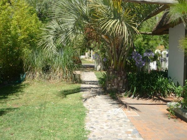 Casa en La Barra en alquiler, con muy buena capacidad.