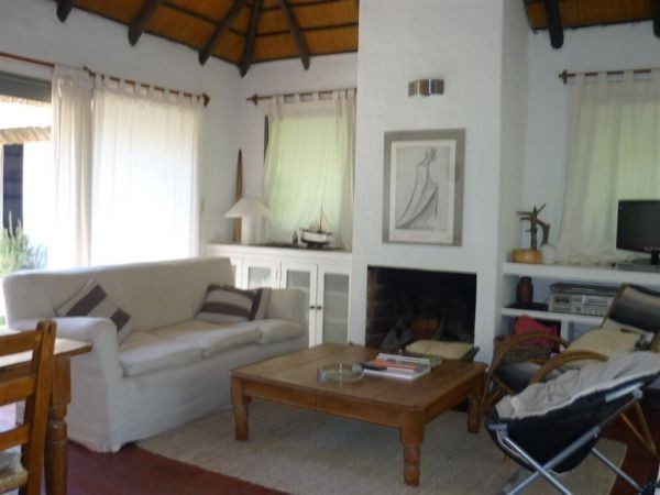 Casa en La Barra en alquiler, con muy buena capacidad.