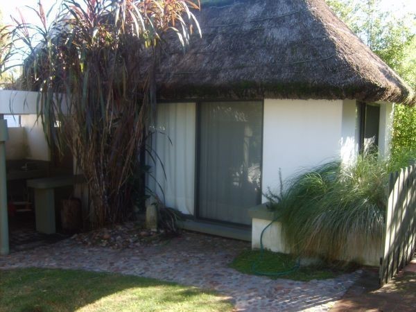 Casa en La Barra en alquiler, con muy buena capacidad.