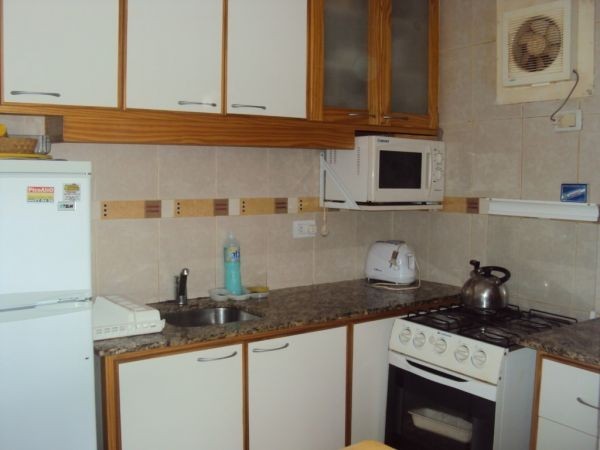 Departamento en alquiler en lo mejor de La Barra de la ruta al mar.