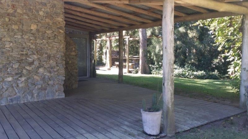 Muy linda casa de piedra en Laguna del Diario