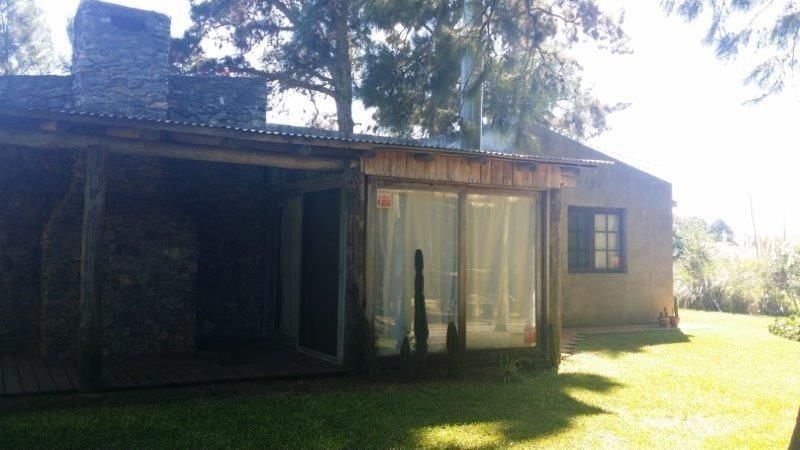 Muy linda casa de piedra en Laguna del Diario