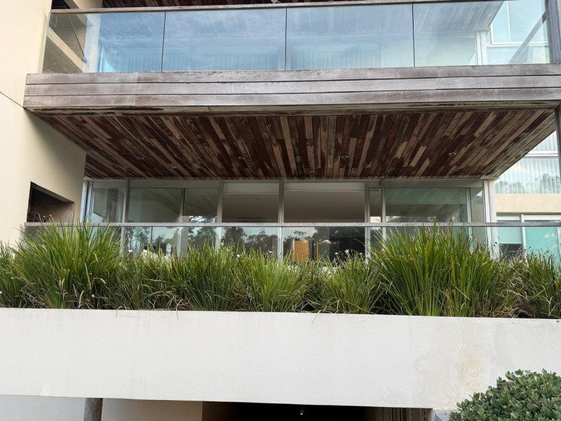 Departamento en alquiler sobre Ruta 10 en Manantiales próximo a Bikini Beach