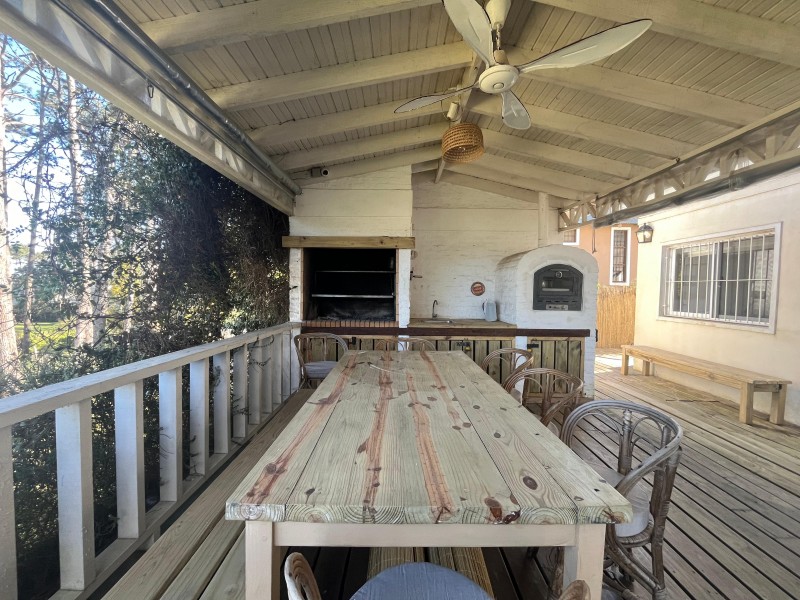 Casa en alquiler en Montoya La Barra
