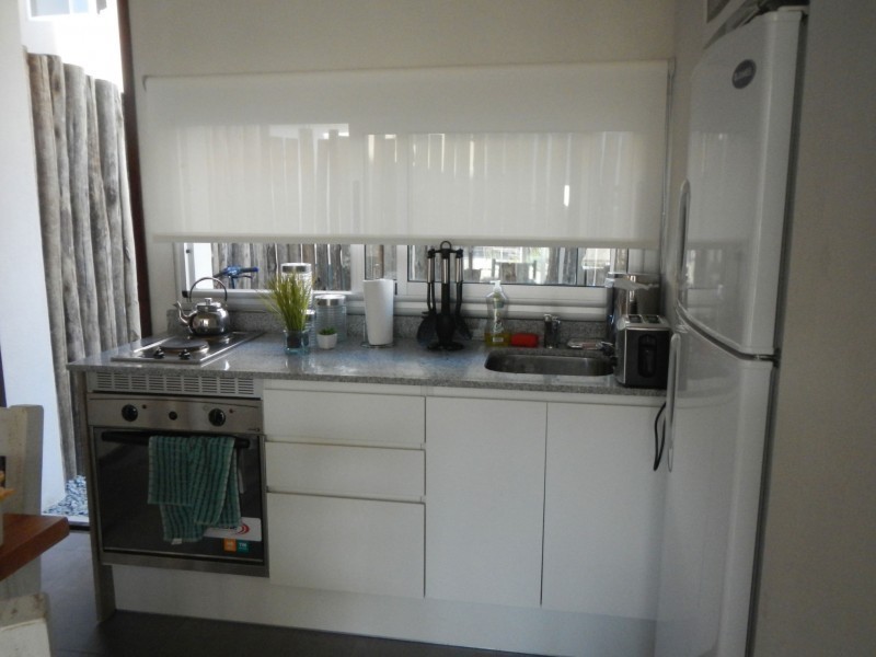 Departamento en alquiler en Manantiales a pasitos de Bikini 
