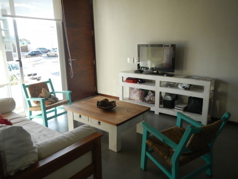 Departamento en alquiler en Manantiales a pasitos de Bikini 