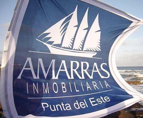 Terreno en venta en Montoya, La Barra a 20 metros del mar.