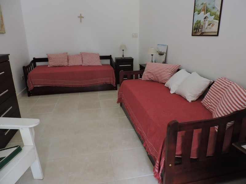 Excelente casa en alquiler en Laguna Blanca 