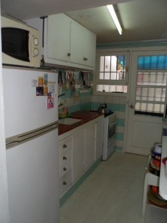 Casa en venta a una cuadra de ruta 10 en El Tesoro, La barra.