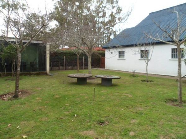 Casa en venta a una cuadra de ruta 10 en El Tesoro, La barra.