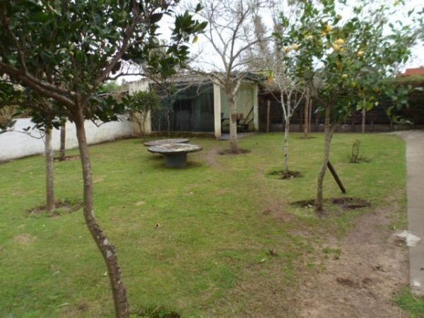 Casa en venta a una cuadra de ruta 10 en El Tesoro, La barra.