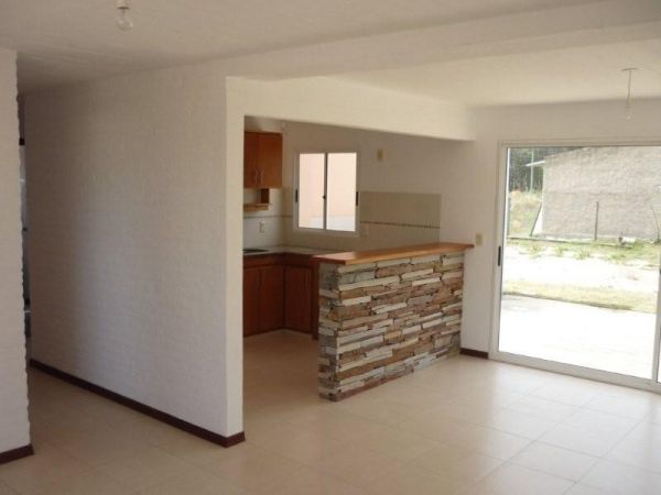 Preciosa casa a estrenar de estilo minimalista.