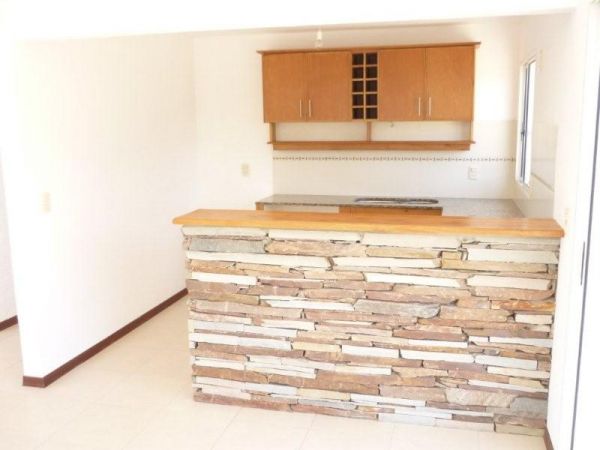 Preciosa casa a estrenar de estilo minimalista.