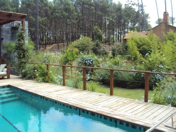 Moderna casa en venta en Montoya, La Barra