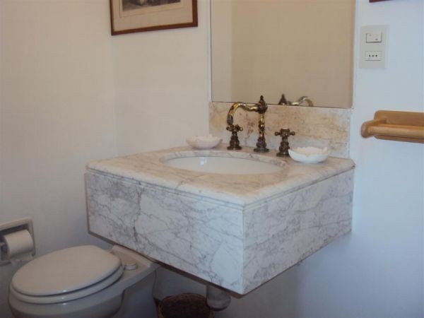 Casa en alquiler sobre la playa en lo mejor de Punta Piedras, La Barra.