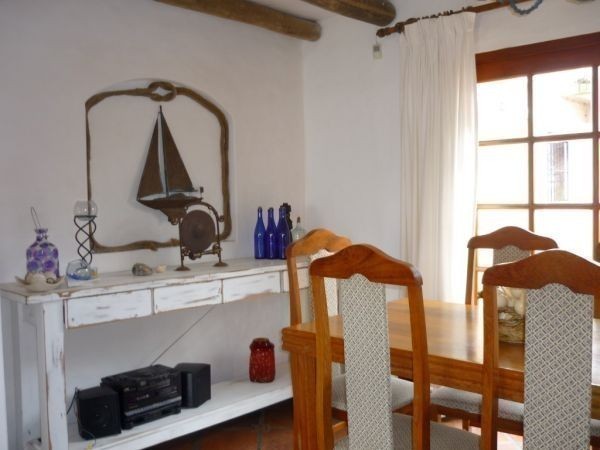 Casa en alquiler de 3 dormitorios en Montoya, La Barra cerquita del agua.