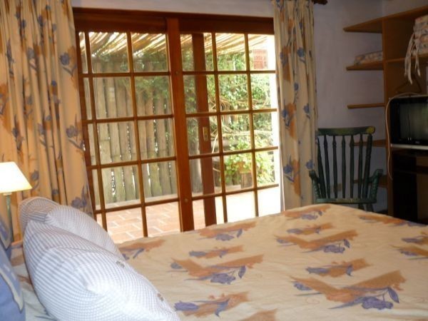 Casa en alquiler de 3 dormitorios en Montoya, La Barra cerquita del agua.