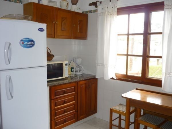 Casa en alquiler de 3 dormitorios en Montoya, La Barra cerquita del agua.