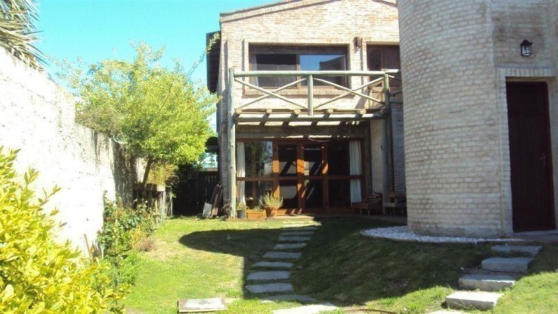 Casa en alquiler en lo mejor de La Barra en alquiler.