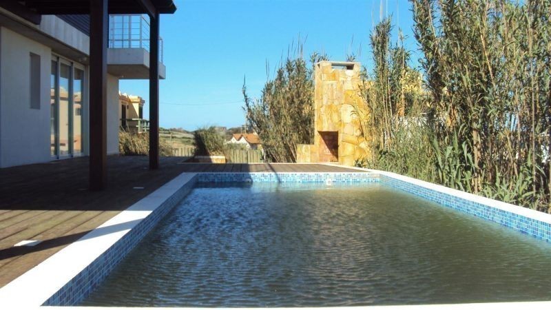 Moderno chalet en alquiler en El Chorro, La Barra con vista al mar.