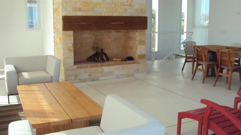 Moderno chalet en alquiler en El Chorro, La Barra con vista al mar.