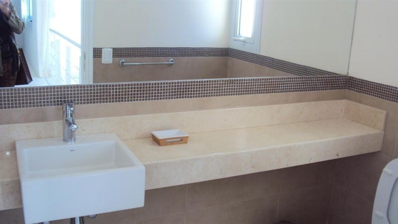 Moderno chalet en alquiler en El Chorro, La Barra con vista al mar.