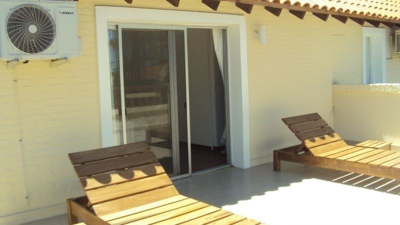 Casa en alquiler cerca del mar sobre Montoya, La Barra.