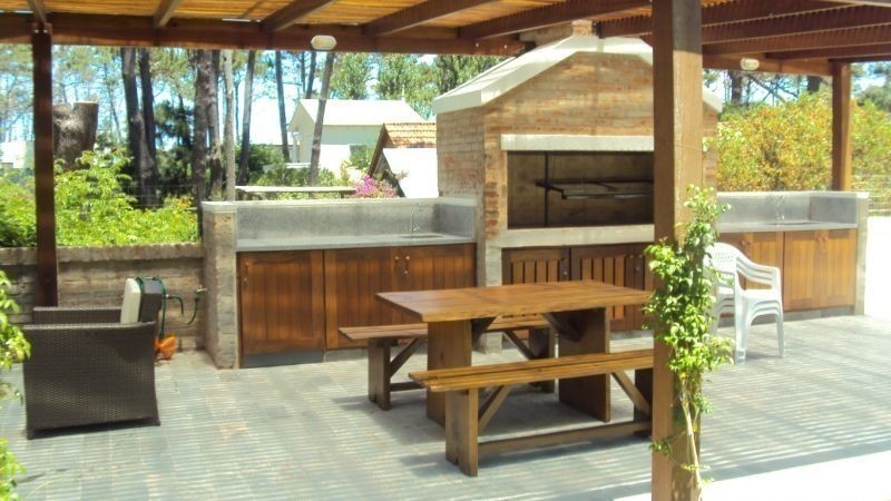 Casa en alquiler cerca del mar sobre Montoya, La Barra.