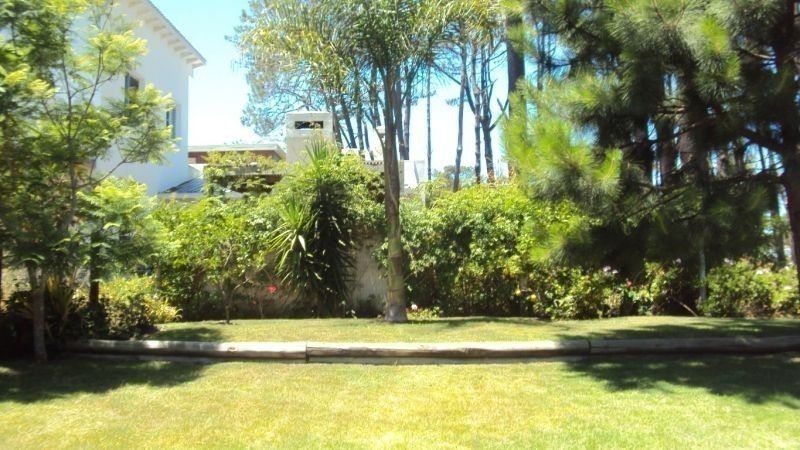 Casa en alquiler cerca del mar sobre Montoya, La Barra.