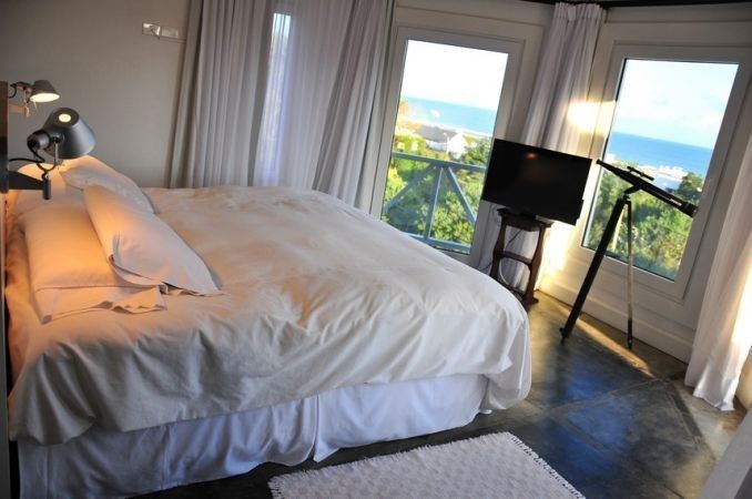 Casa sobre Montoya, La Barra en alquiler y venta a pasitos del agua.