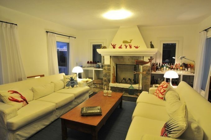 Casa sobre Montoya, La Barra en alquiler y venta a pasitos del agua.