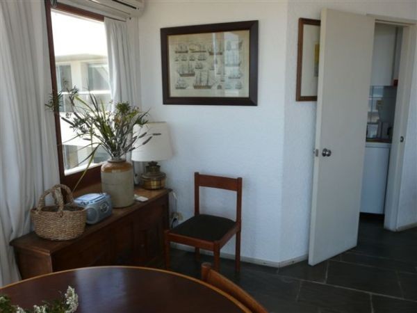 Departamento en alquiler sobre primera linea en Punta Del Este