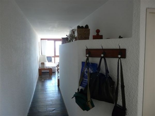 Departamento en alquiler sobre primera linea en Punta Del Este