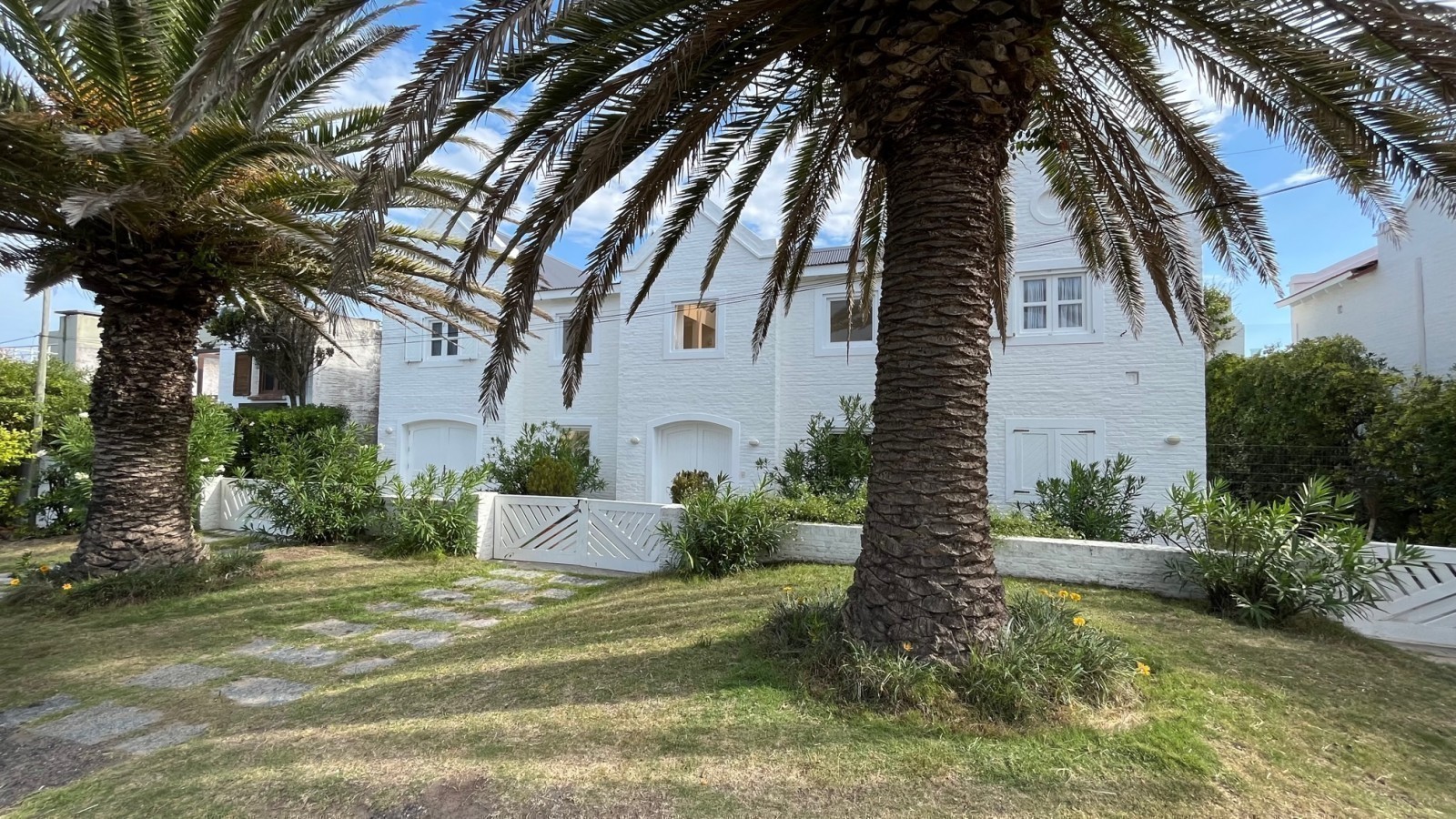 Hermosa casa en alquiler de la ruta al mar en La Posta