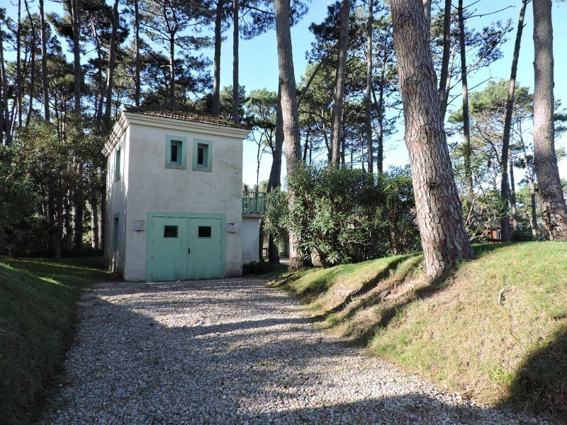 Casa de cinco dormitorios en Laguna Blanca