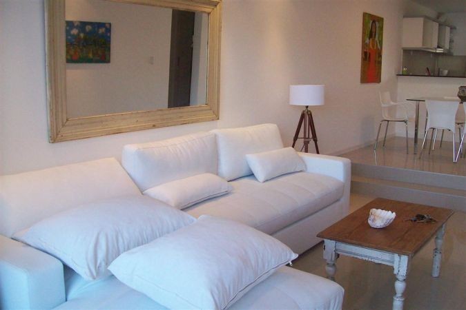 Departamento en alquiler sobre Manantiales.