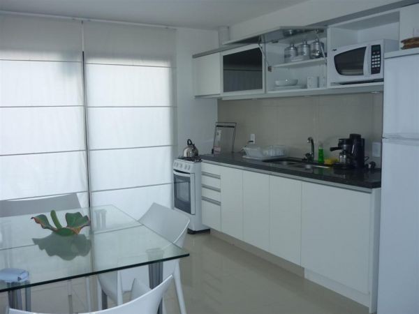 Departamento en alquiler y venta con vista al mar en Manantiales.