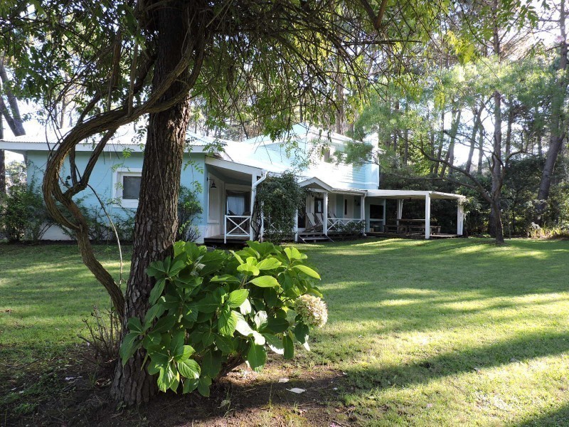 Lindisima casa en Laguna Blanca con cinco dormitorios
