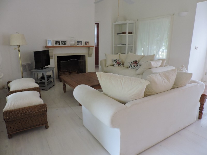 Lindisima casa en Laguna Blanca con cinco dormitorios