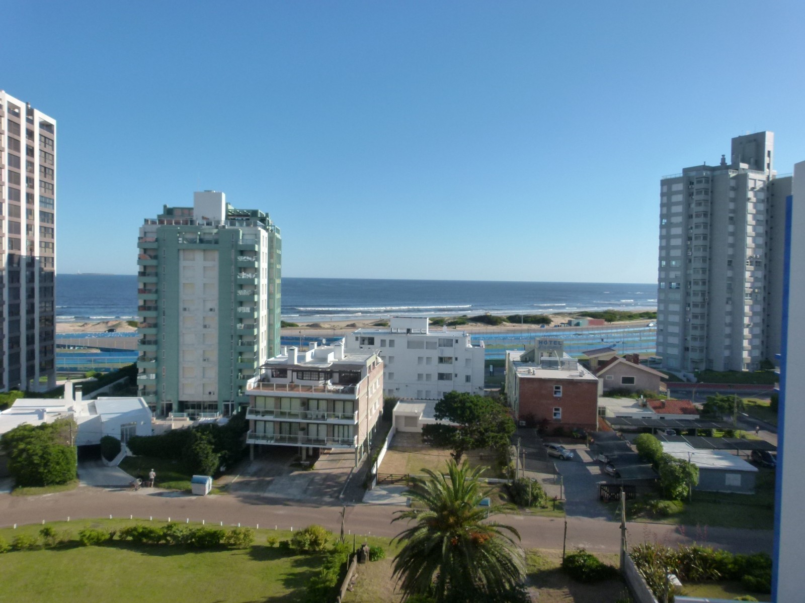 Departamento en alquiler a pasos de la Brava, Punta del Este
