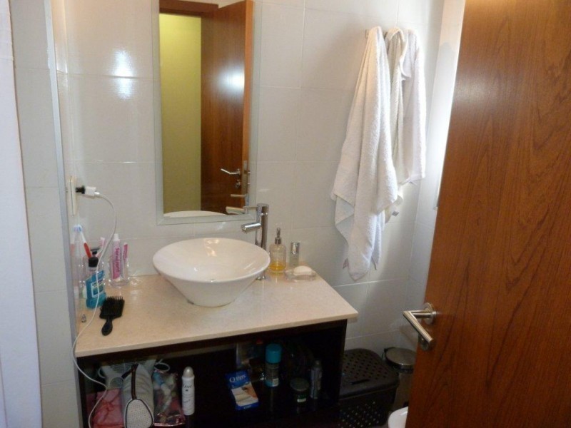 Excelente apartamento dos dormitorios, dos baños con amplias terrazas y vista al mar