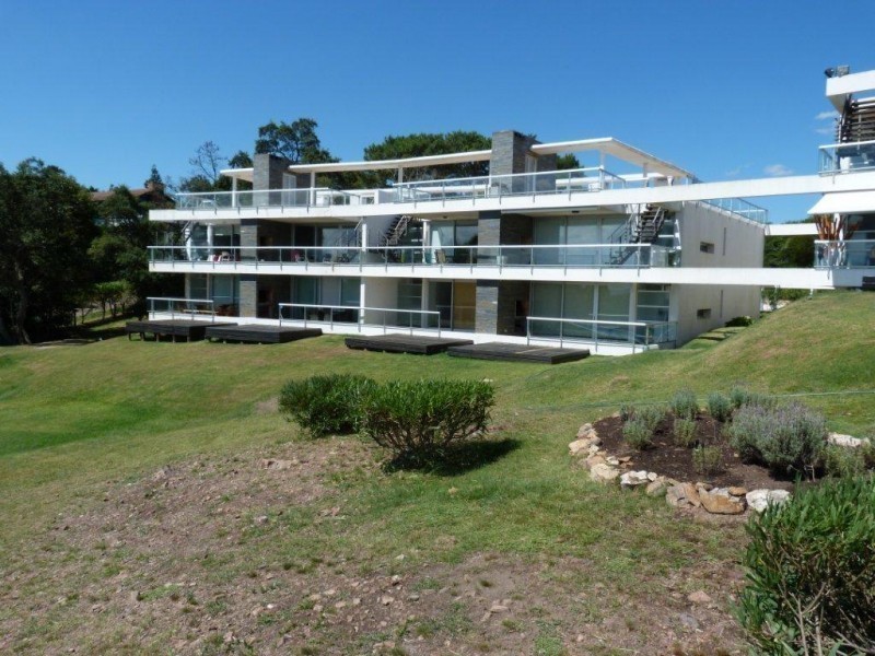Apartamento con excelente vista y amplias terrazas