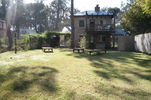 Casa en alquiler en venta en Montoya 