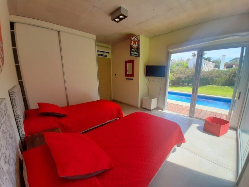 Casa en alquiler en La Barra con piscina 