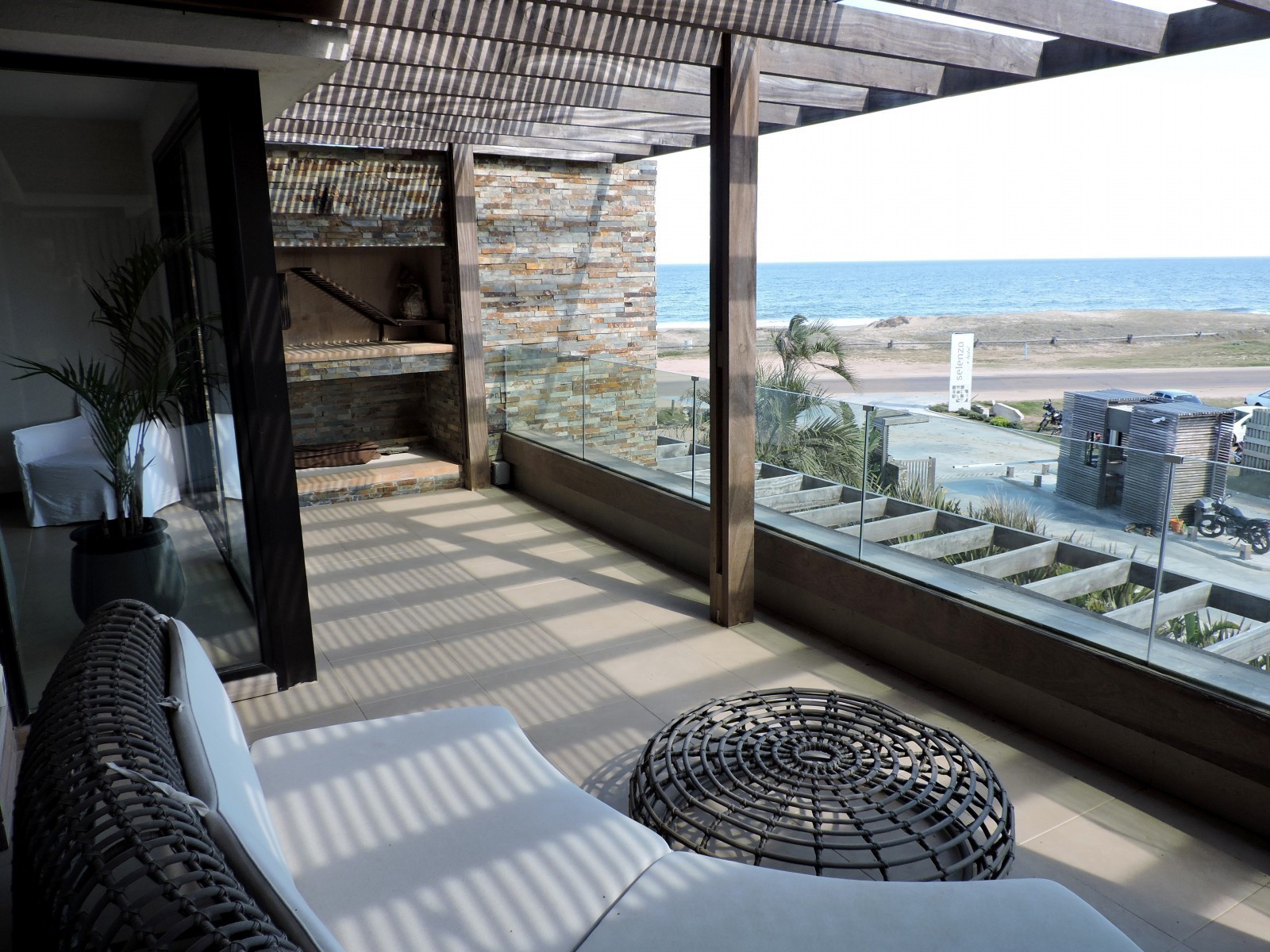 Exclusivo departamento en venta frenet al mar, Selenza 