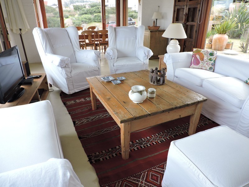 CASA EN ALQUILER EN MONTOYA CON VISTAS AL MAR 
